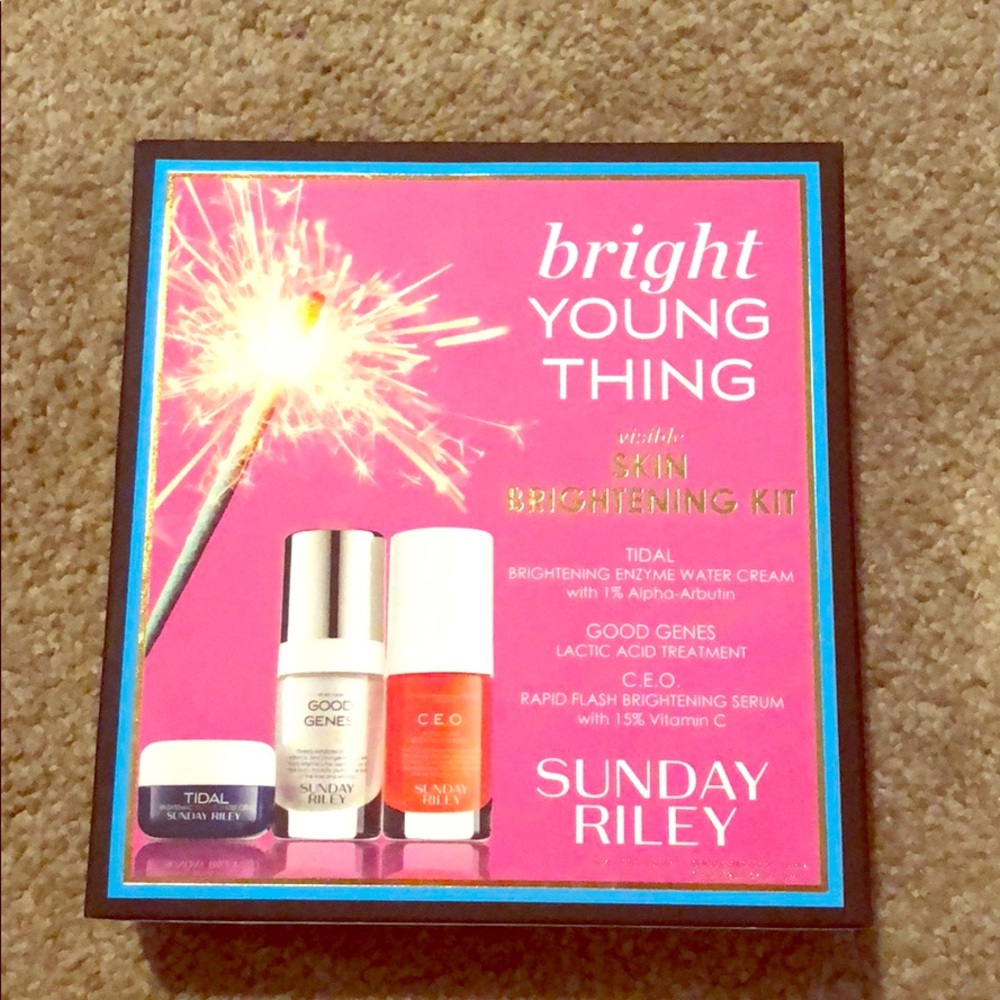 *Brand New* Sunday Riley Skincare Kit